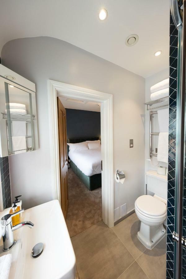 The Kings Arms Hotell Kingston upon Thames  Eksteriør bilde